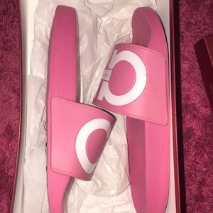 Ferrogamo Pink Slides